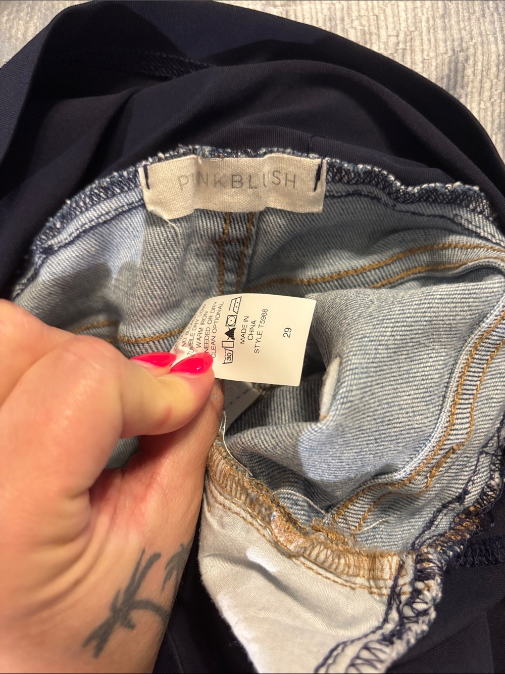 6 pairs of Maternity Blue Jeans/Jeggings with Stretch Waistband, EUC - Picture 16 of 16